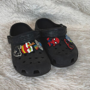 Kids Crocs black shoes with Jibbitz charms-10